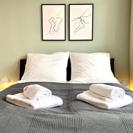 Apartment Antoni Homes 2 Personen I Zentral I Studio I Balkon